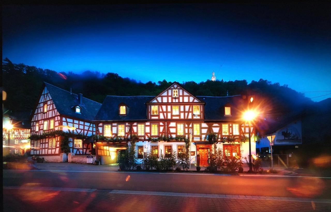 Landgasthof Zum Weissen Schwanen Braubach Exterior photo
